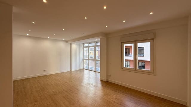 3 sovrum Lägenhet till salu i Ciudad Universitaria, Madrid stad - 849 000 € (Ref: 10148864)