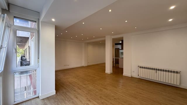 3 sovrum Lägenhet till salu i Ciudad Universitaria, Madrid stad - 849 000 € (Ref: 10148864)
