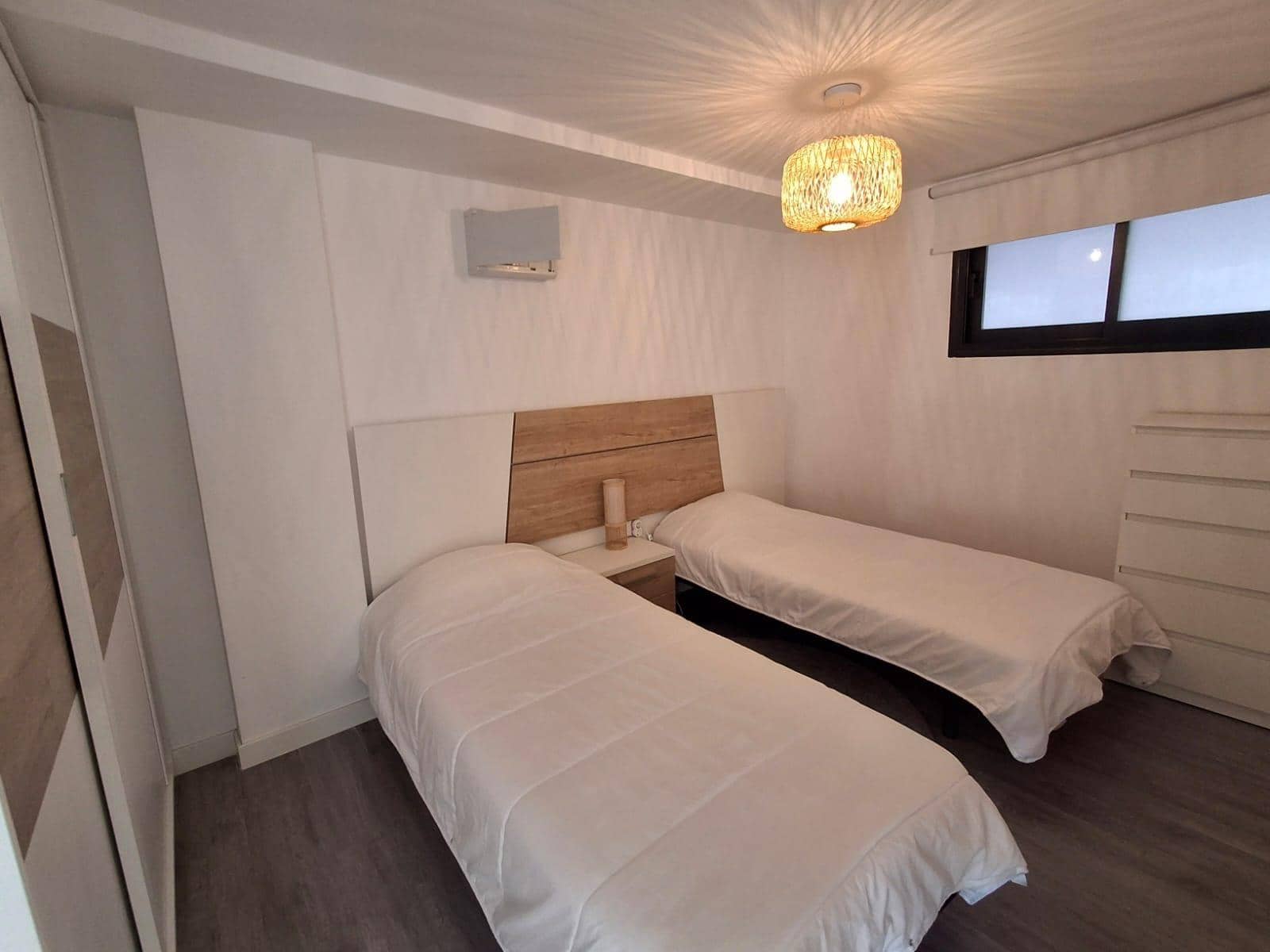 4 bedroom Apartment for sale in Finestrat with pool - € 490,000 (Ref: 10157974)