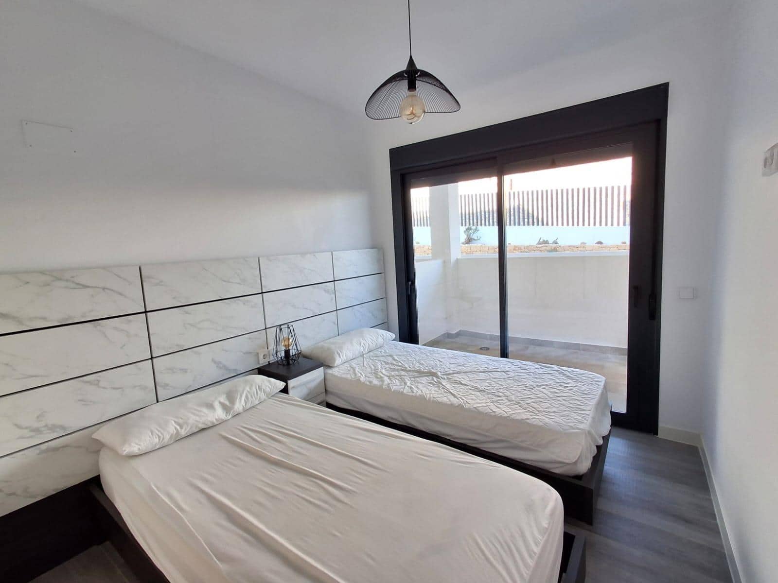 4 bedroom Apartment for sale in Finestrat with pool - € 490,000 (Ref: 10157974)