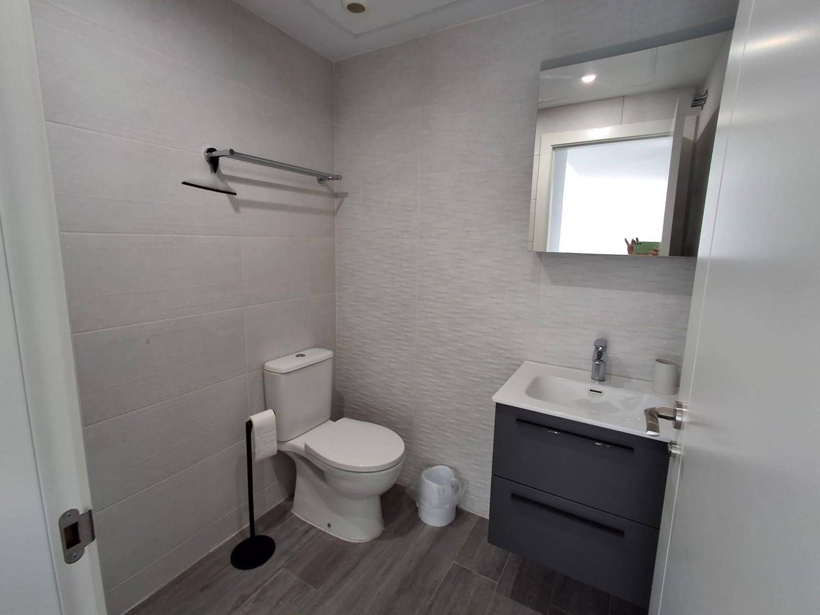 4 bedroom Apartment for sale in Finestrat with pool - € 490,000 (Ref: 10157974)