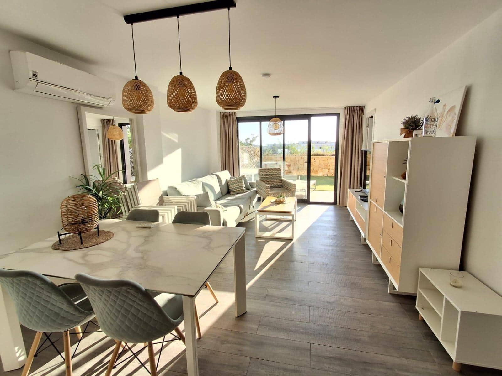 4 bedroom Apartment for sale in Finestrat with pool - € 490,000 (Ref: 10157974)