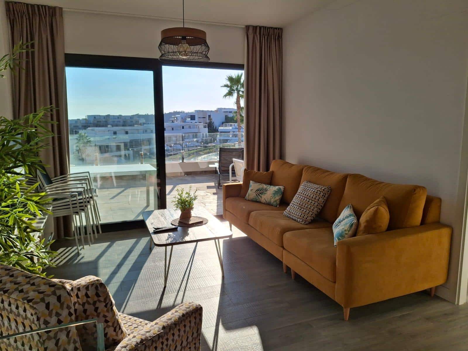4 bedroom Apartment for sale in Finestrat with pool - € 490,000 (Ref: 10157974)