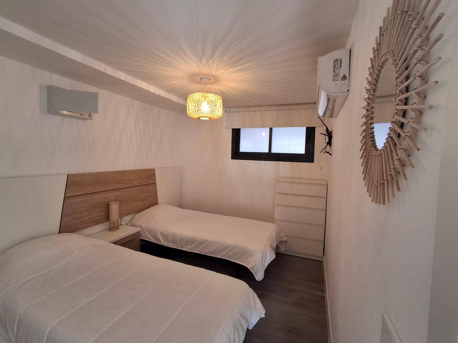 4 bedroom Apartment for sale in Finestrat with pool - € 490,000 (Ref: 10157974)