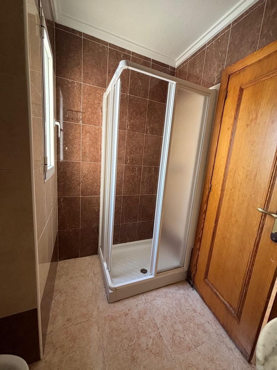 2 sypialnia Penthouse na sprzedaż w Torrevieja z basenem garażem - 137 900 € (Ref: 10159747)
