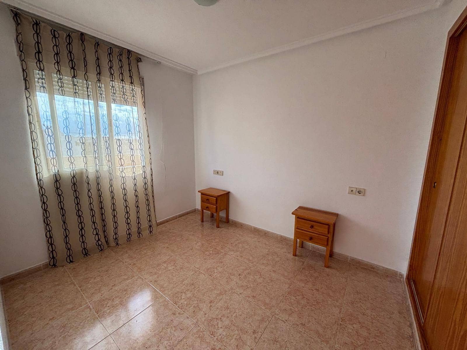 2 sypialnia Penthouse na sprzedaż w Torrevieja z basenem garażem - 137 900 € (Ref: 10159747)