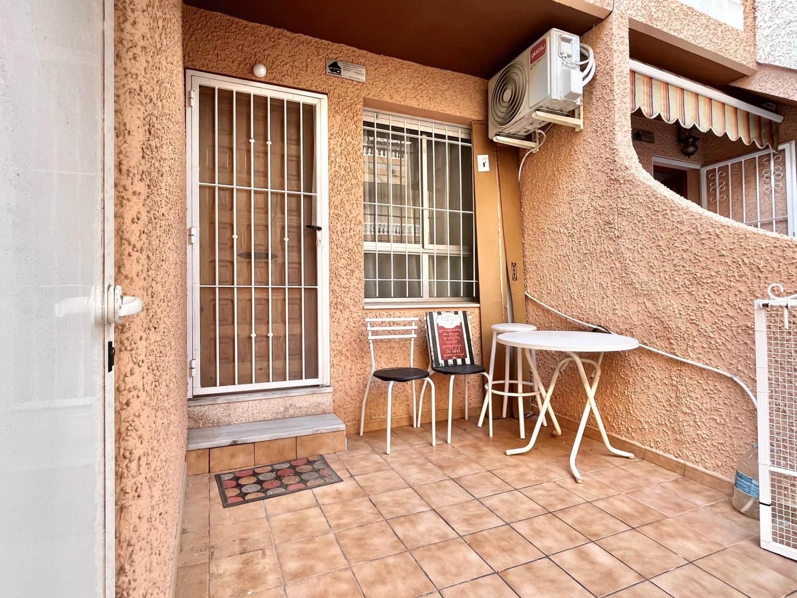 2 soverom Bungalow til salgs i Torrevieja - € 139 900 (Ref: 10161536)