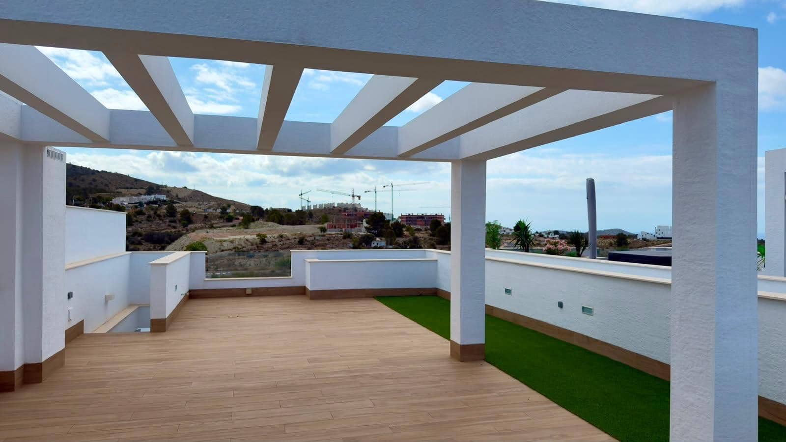 3 makuuhuone Bungalow myytävänä paikassa Finestrat mukana uima-altaan 
autotalli - 450 000 € (Ref: 10166714)
