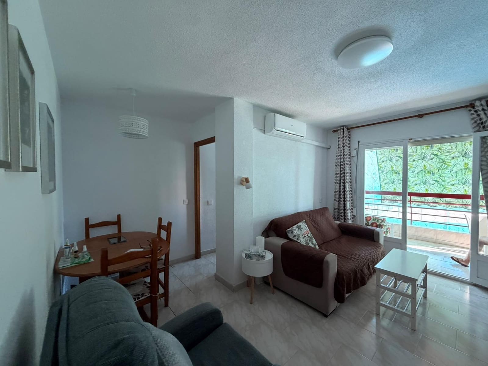 1 bedroom Flat for rent in Alicante / Alacant city with pool - € 850 (Ref: 10166716)