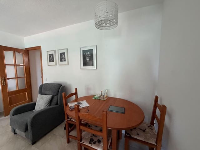 1 bedroom Flat for rent in Albufereta, Alicante / Alacant city with pool - € 850 (Ref: 10166716)