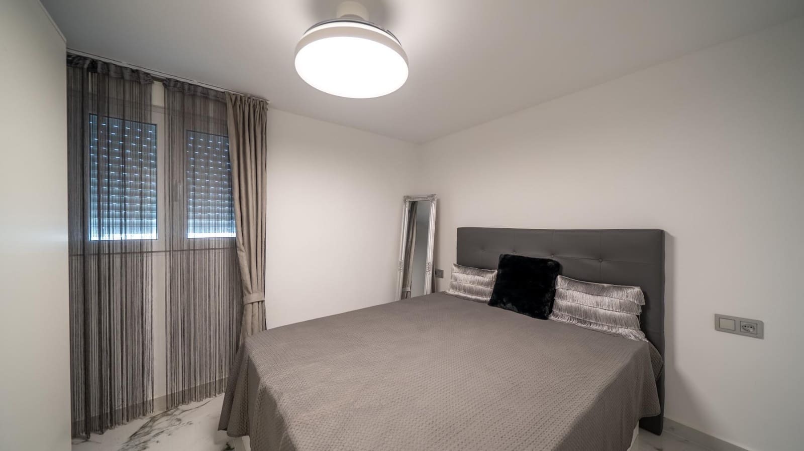 3 Zimmer Wohnung zu vermieten in Alicante / Alacant Stadt - 1.300 € (Ref: 10166718)
