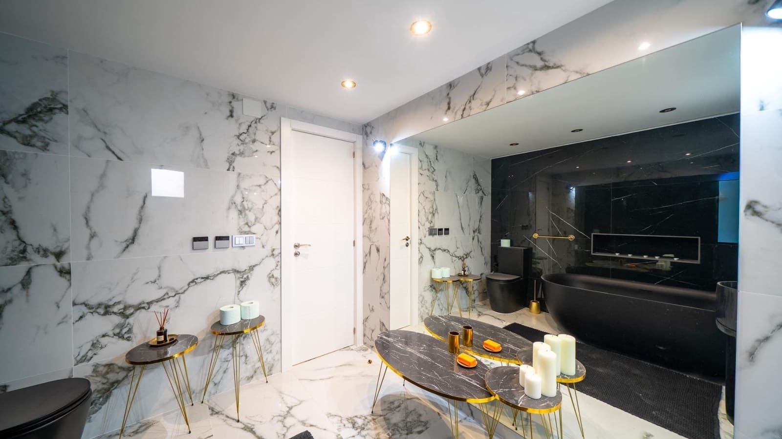 3 Zimmer Wohnung zu vermieten in Alicante / Alacant Stadt - 1.300 € (Ref: 10166718)