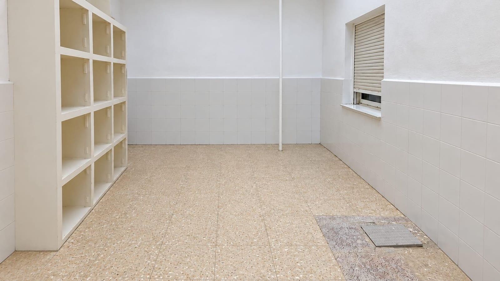 3 soveværelse Lejlighed til salg i Alicante by - € 120.000 (Ref: 10168475)