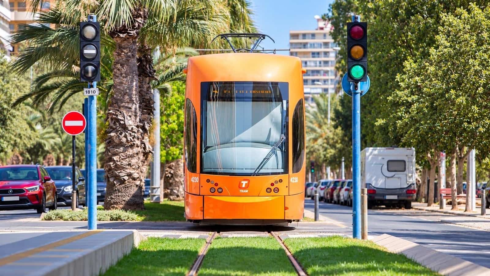 3 soveværelse Lejlighed til salg i Alicante by - € 120.000 (Ref: 10168475)