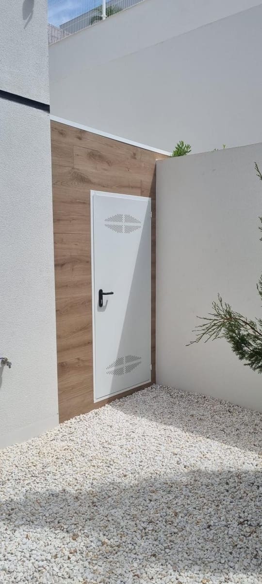 3 soveværelse Villa til leje i Finestrat - € 2.990 (Ref: 10168476)