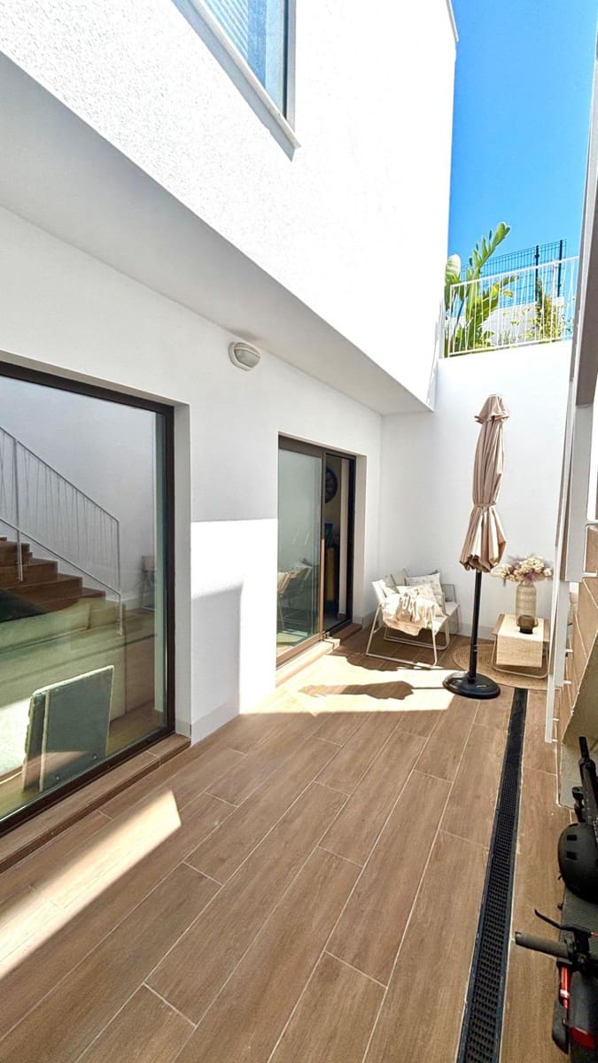 3 soveværelse Villa til salg i Finestrat med swimmingpool garage - € 849.000 (Ref: 10168477)