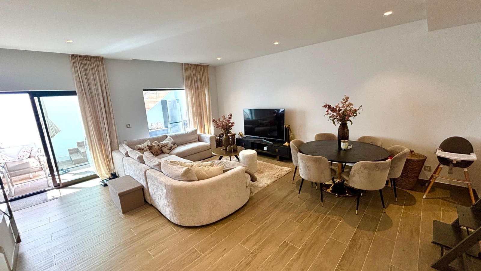 3 soveværelse Villa til salg i Finestrat med swimmingpool garage - € 849.000 (Ref: 10168477)