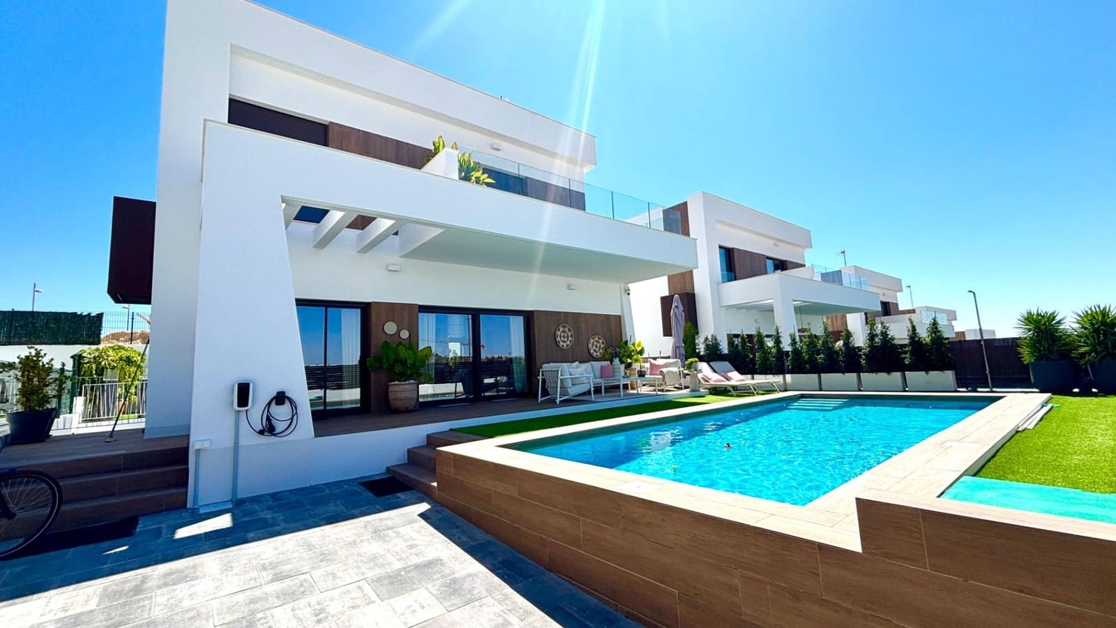 3 soveværelse Villa til salg i Finestrat med swimmingpool garage - € 849.000 (Ref: 10168477)