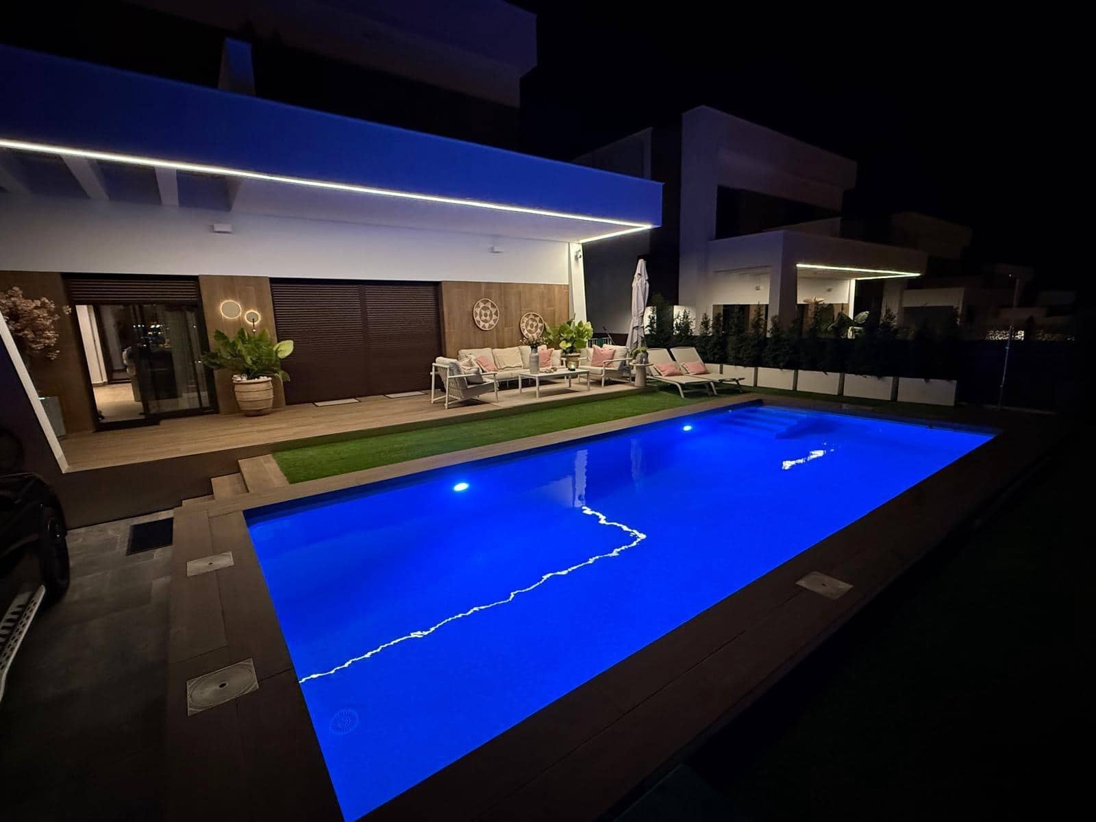 3 soveværelse Villa til salg i Finestrat med swimmingpool garage - € 849.000 (Ref: 10168477)