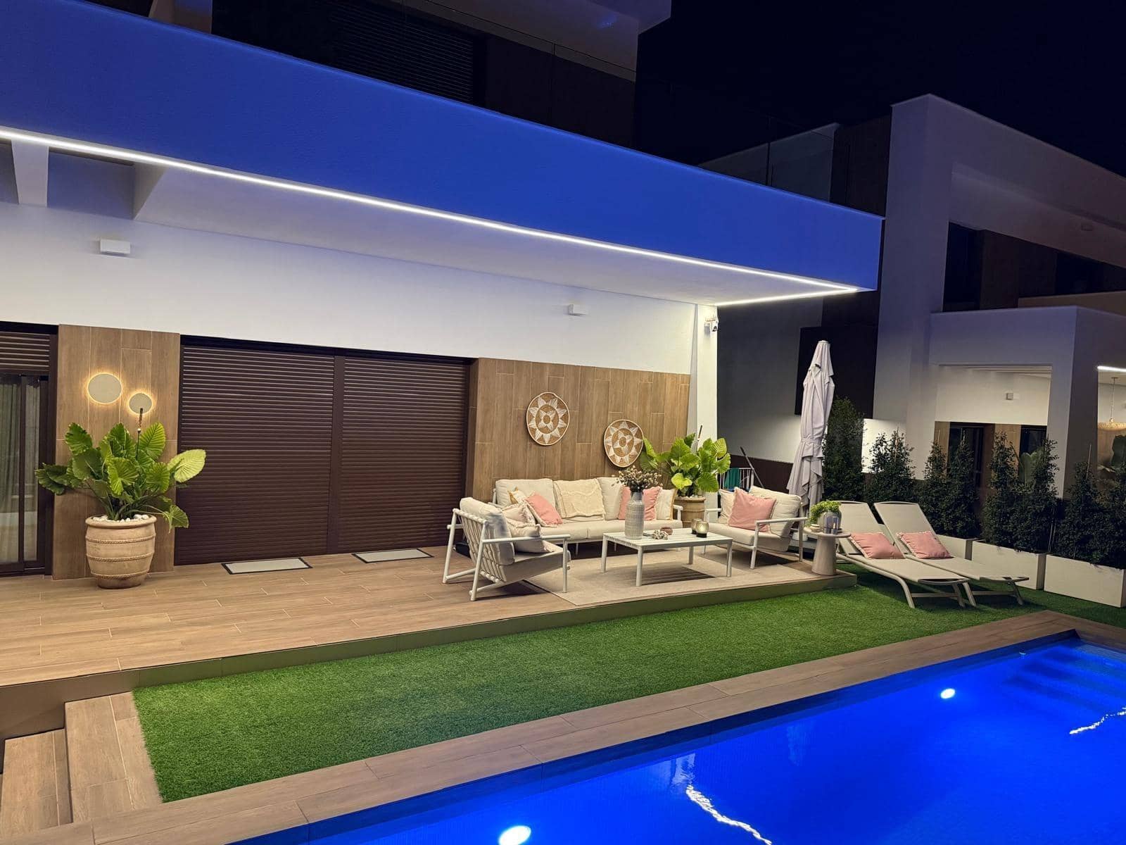 3 soveværelse Villa til salg i Finestrat med swimmingpool garage - € 849.000 (Ref: 10168477)