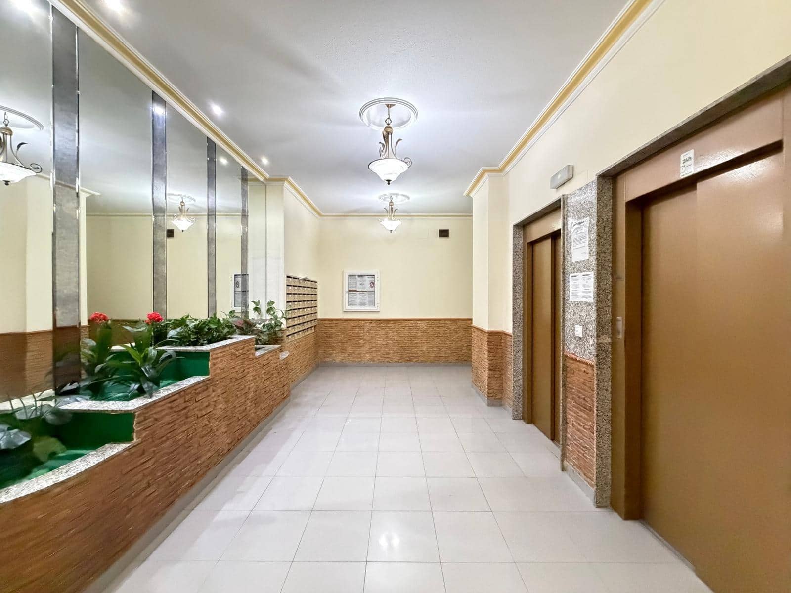 2 sypialnia Apartament na sprzedaż w Torrevieja z garażem - 210 000 € (Ref: 10171733)