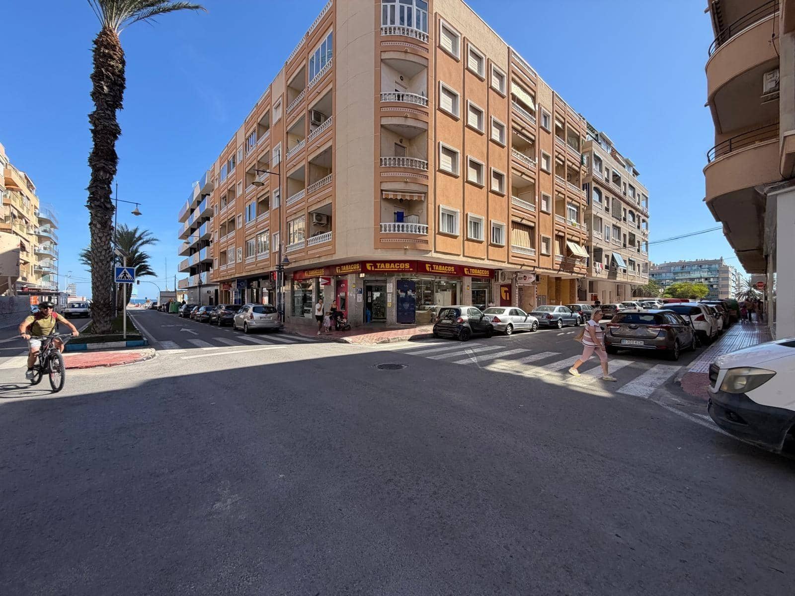 2 sypialnia Apartament na sprzedaż w Torrevieja z garażem - 210 000 € (Ref: 10171733)