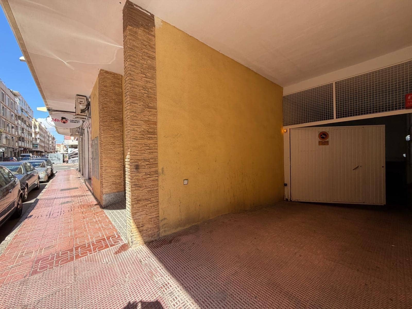 2 sypialnia Apartament na sprzedaż w Torrevieja z garażem - 210 000 € (Ref: 10171733)