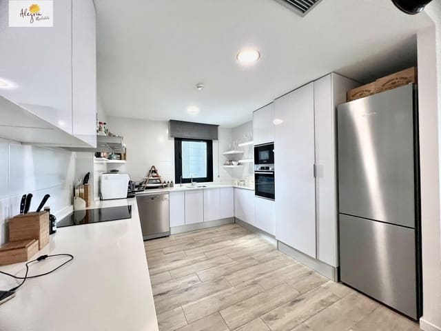 Apartamento de 3 habitaciones en La Creu del Grau, València ciudad en venta con piscina garaje - 750.000 € (Ref: 10177189)