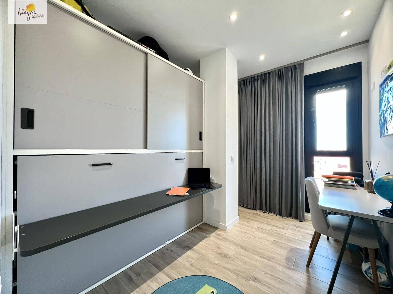 Apartamento de 3 habitaciones en València ciudad en venta con piscina garaje - 750.000 € (Ref: 10177189)