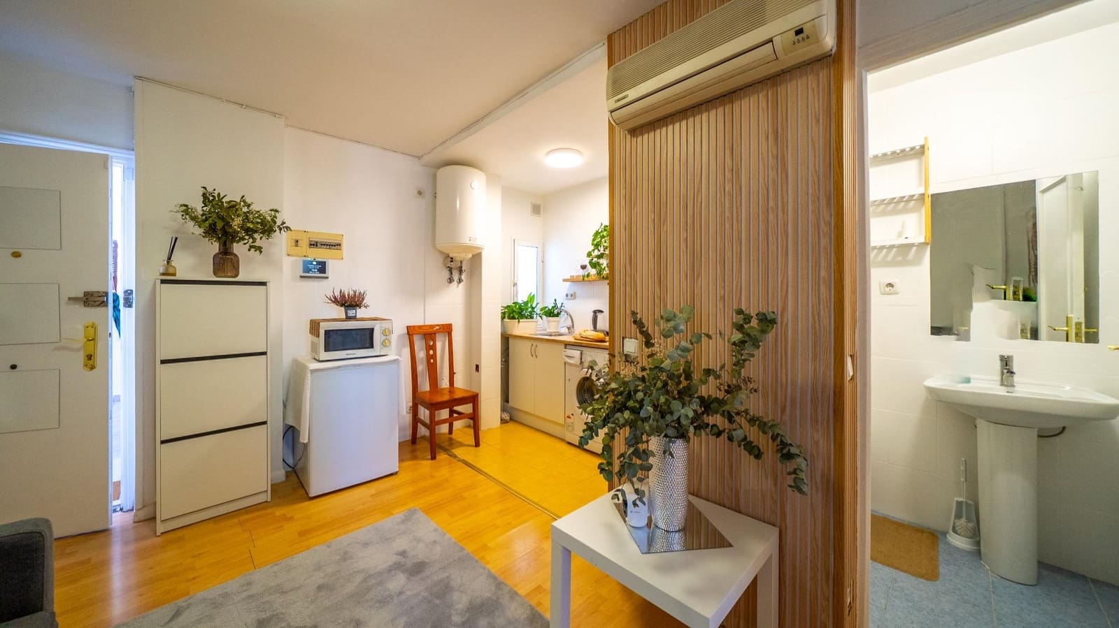 2 bedroom Flat for sale in Madrid city - € 179,500 (Ref: 10177190)