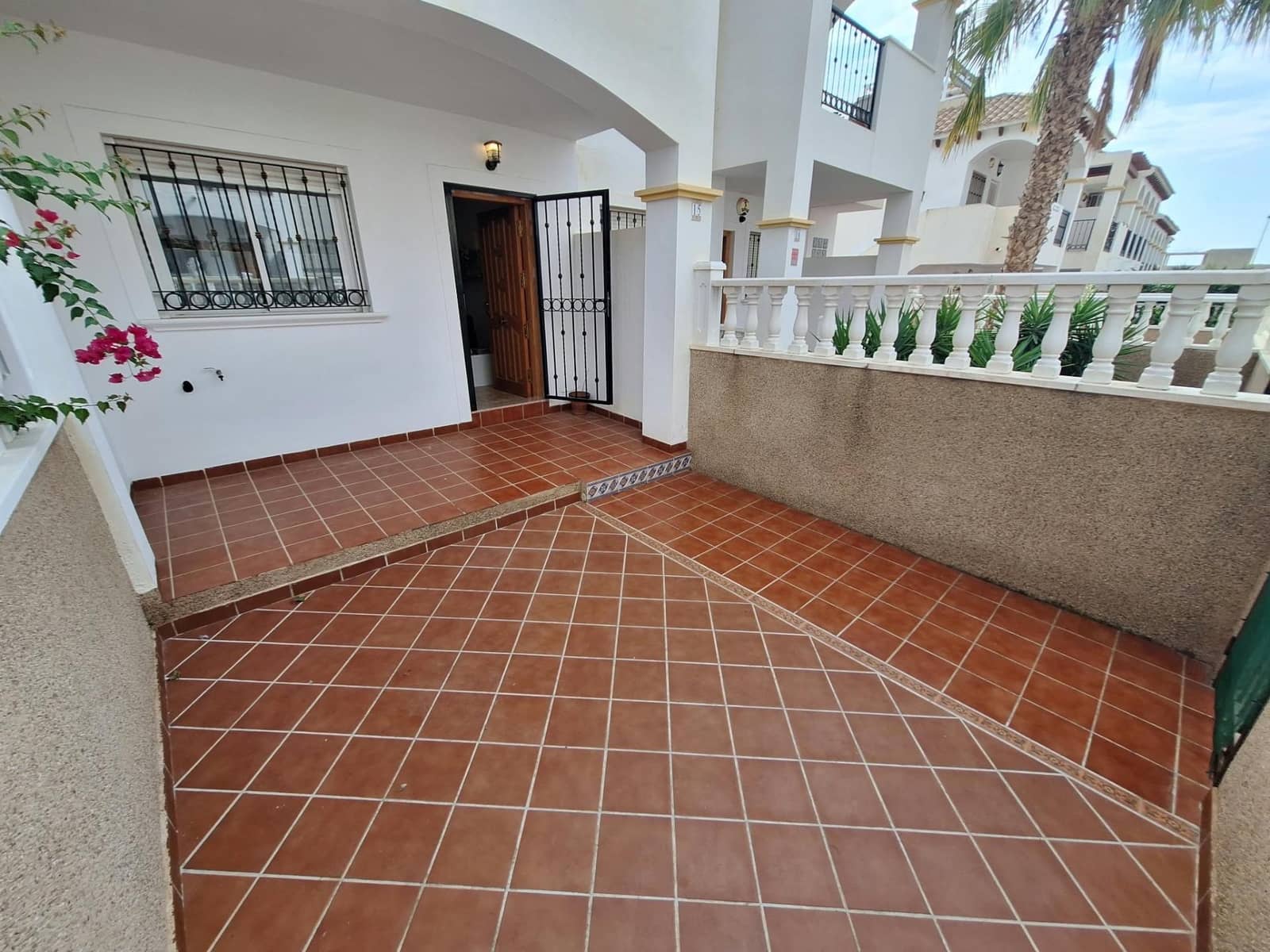 2 bedroom Terraced Villa for rent in Orihuela Costa with pool garage - € 1,100 (Ref: 10177191)