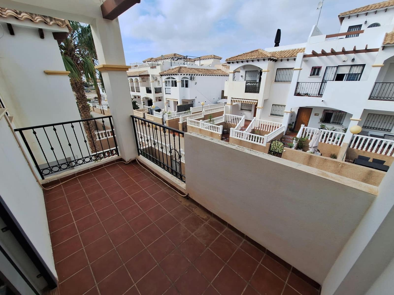 2 bedroom Terraced Villa for rent in Orihuela Costa with pool garage - € 1,100 (Ref: 10177191)