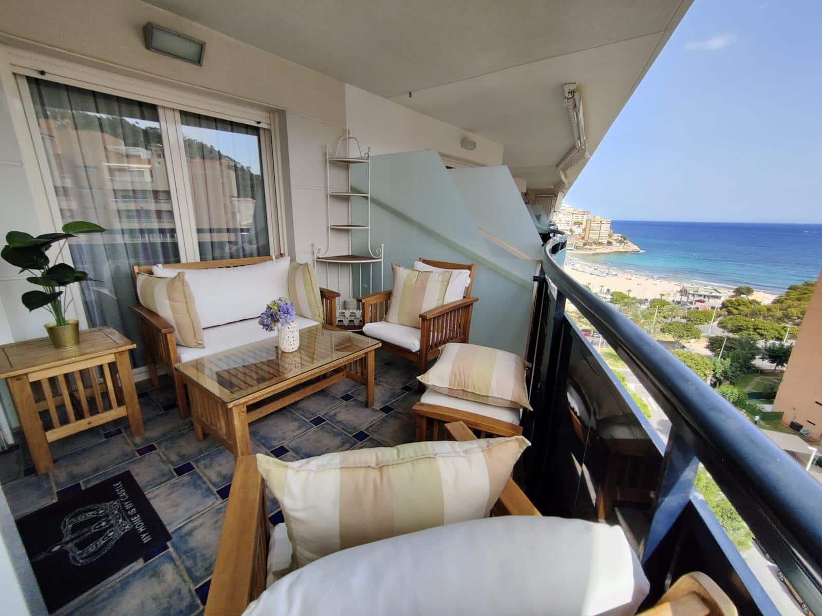 2 soveværelse Penthouse til leje i La Villajoyosa / Vila Joiosa med swimmingpool garage - € 2.000 (Ref: 10177193)
