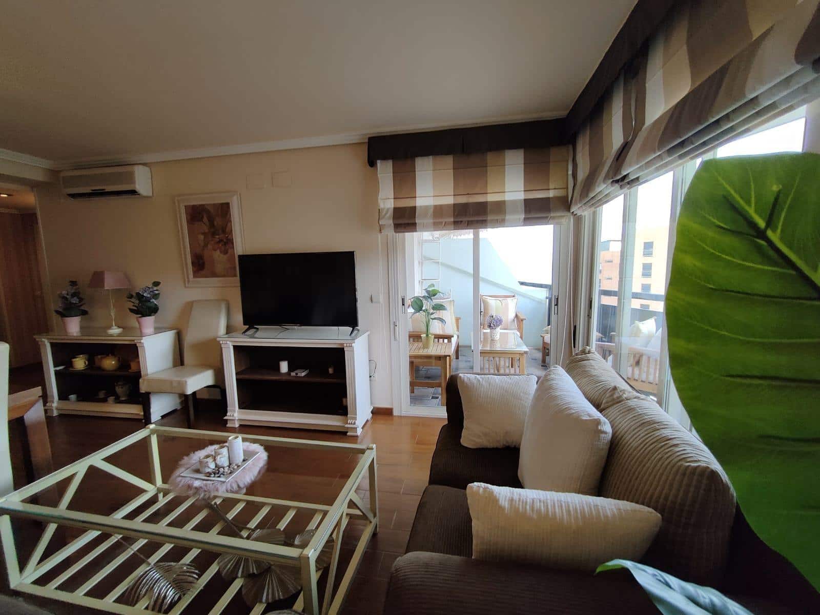 2 soveværelse Penthouse til leje i La Villajoyosa / Vila Joiosa med swimmingpool garage - € 2.000 (Ref: 10177193)