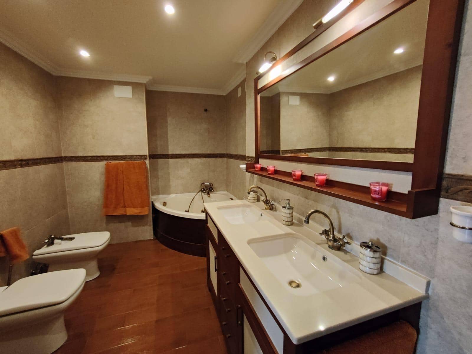 2 soveværelse Penthouse til leje i La Villajoyosa / Vila Joiosa med swimmingpool garage - € 2.000 (Ref: 10177193)