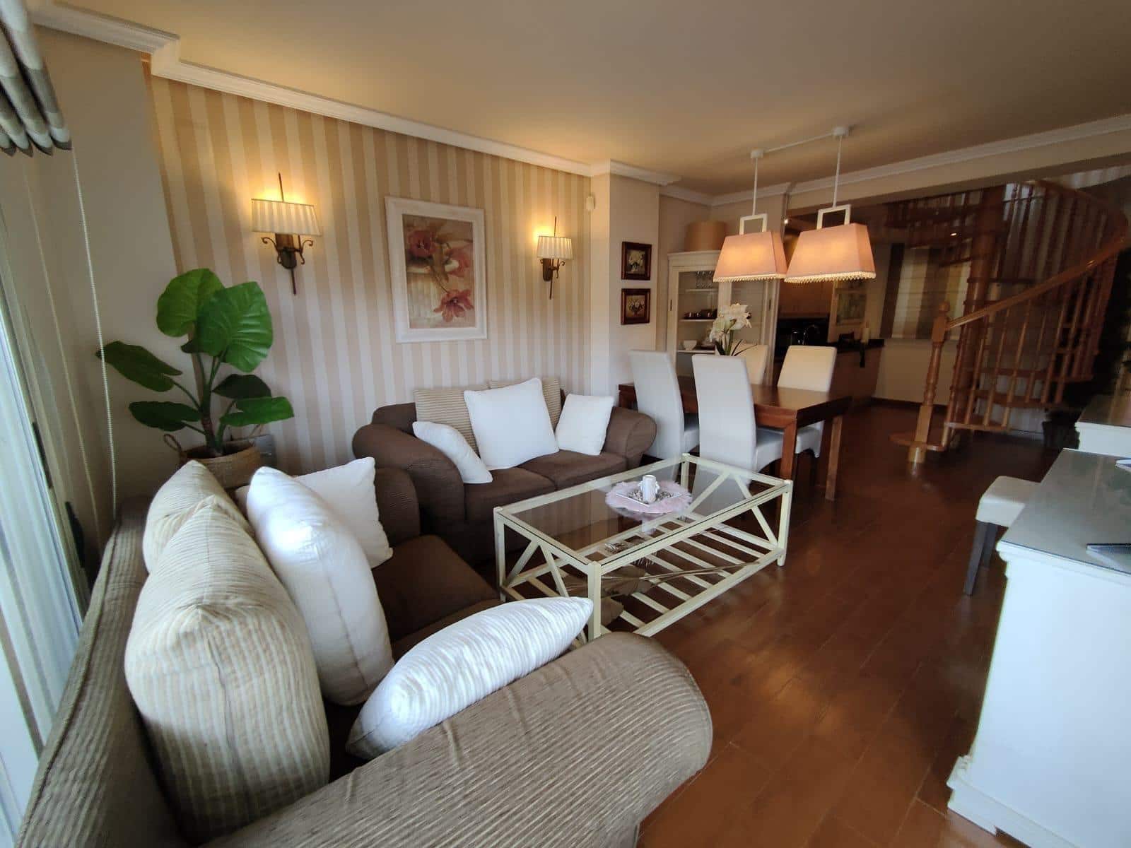 2 soveværelse Penthouse til leje i La Villajoyosa / Vila Joiosa med swimmingpool garage - € 2.000 (Ref: 10177193)