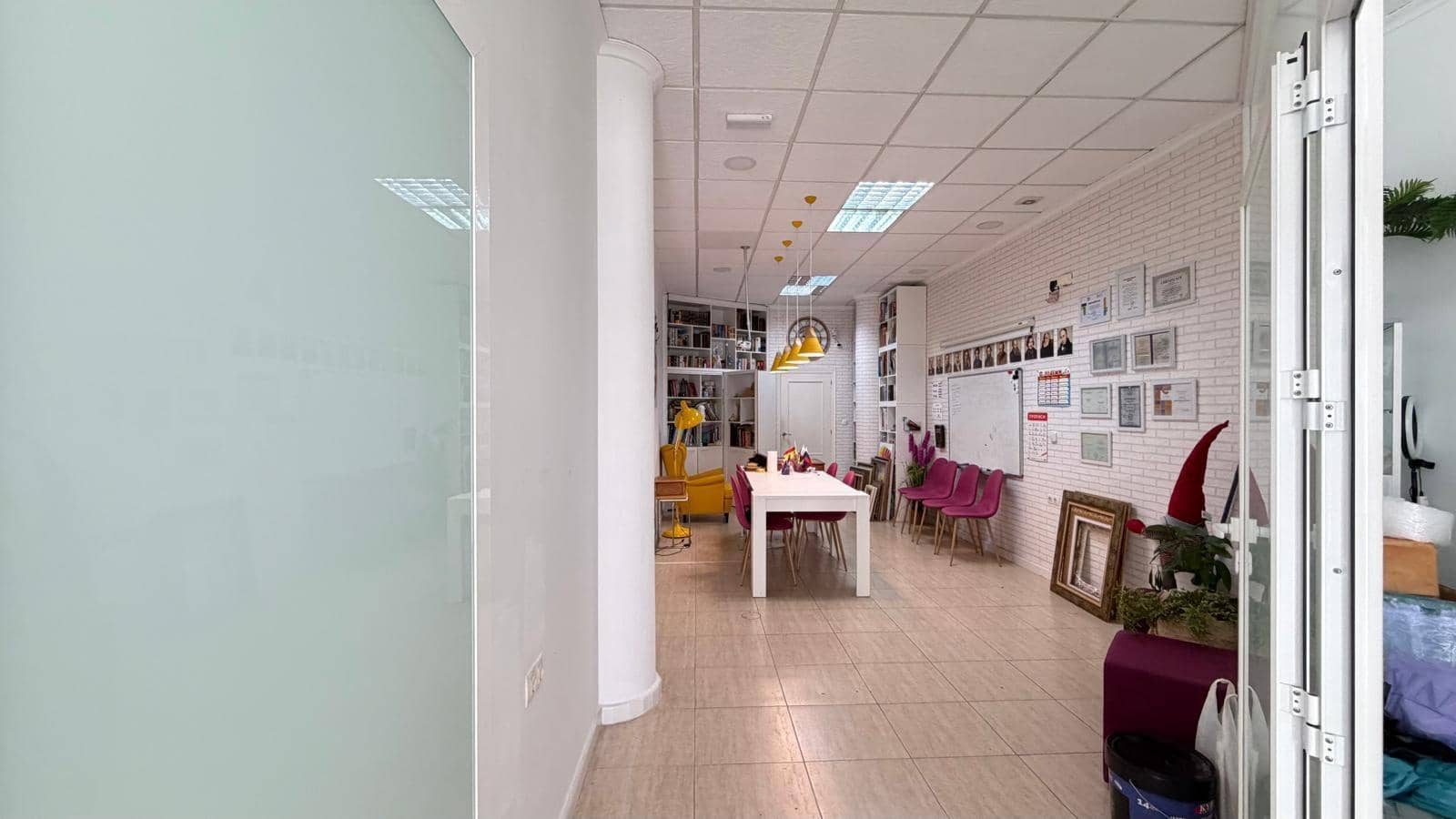1 chambre Local Commercial à vendre à Torrevieja - 85 000 € (Ref: 10177194)
