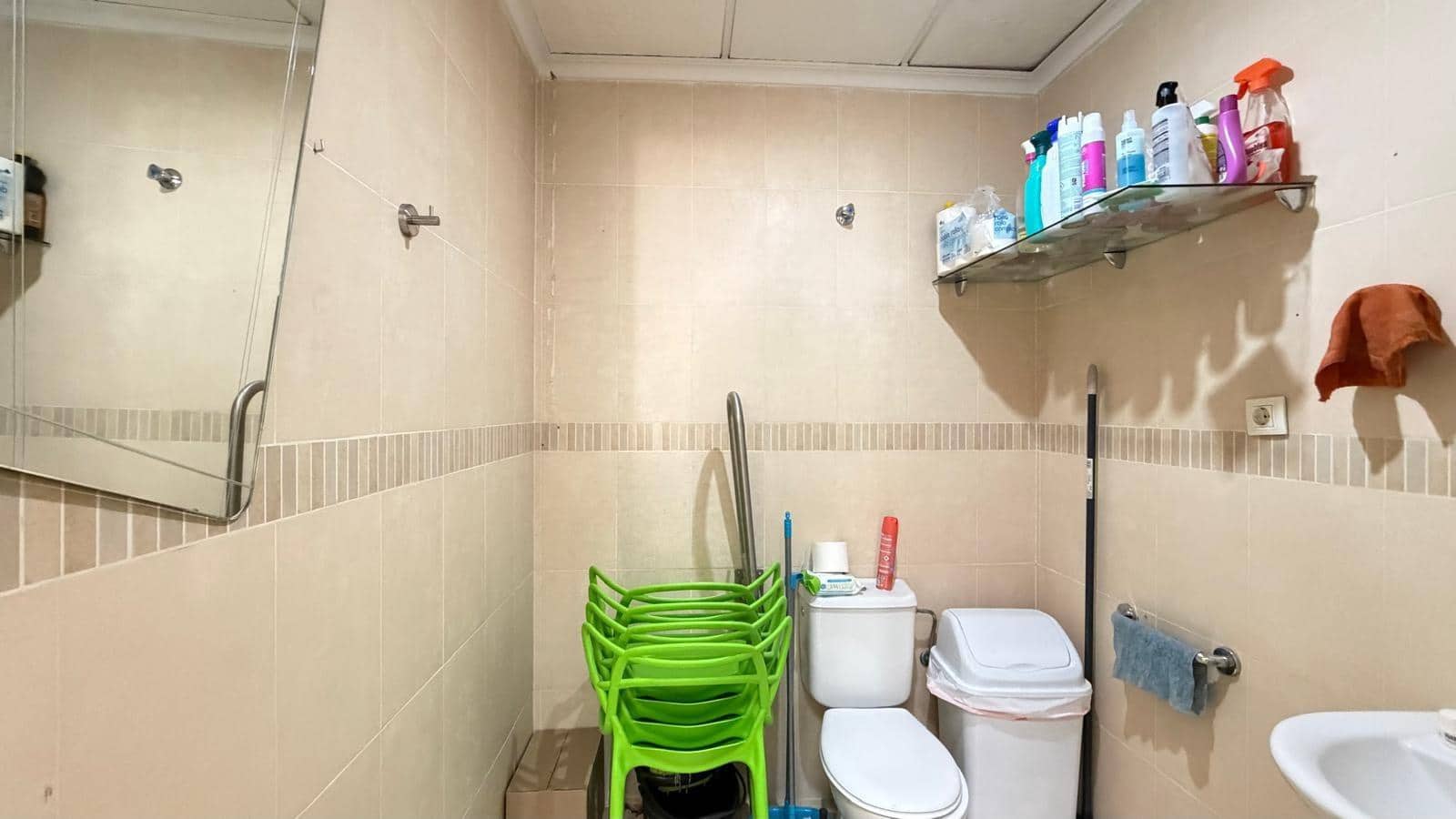 1 chambre Local Commercial à vendre à Torrevieja - 85 000 € (Ref: 10177194)