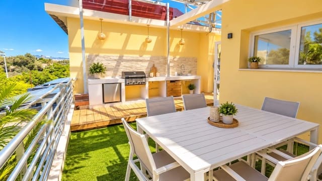 4 quarto Moradia em Banda para venda em Alicante Golf, Alicante cidade com piscina garagem - 650 000 € (Ref: 10180659)