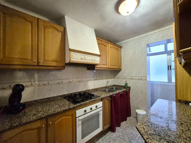 2 slaapkamer Appartement te koop in Alicante stad - € 105.000 (Ref: 10184990)