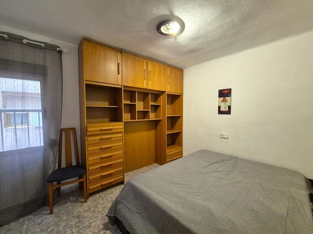 2 slaapkamer Appartement te koop in Alicante stad - € 105.000 (Ref: 10184990)