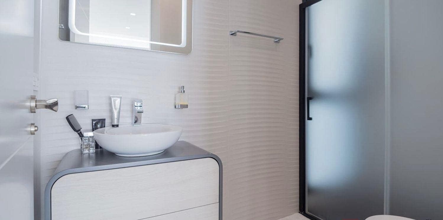 5 bedroom Villa for sale in Finestrat with pool garage - € 2,100,000 (Ref: 4968102)