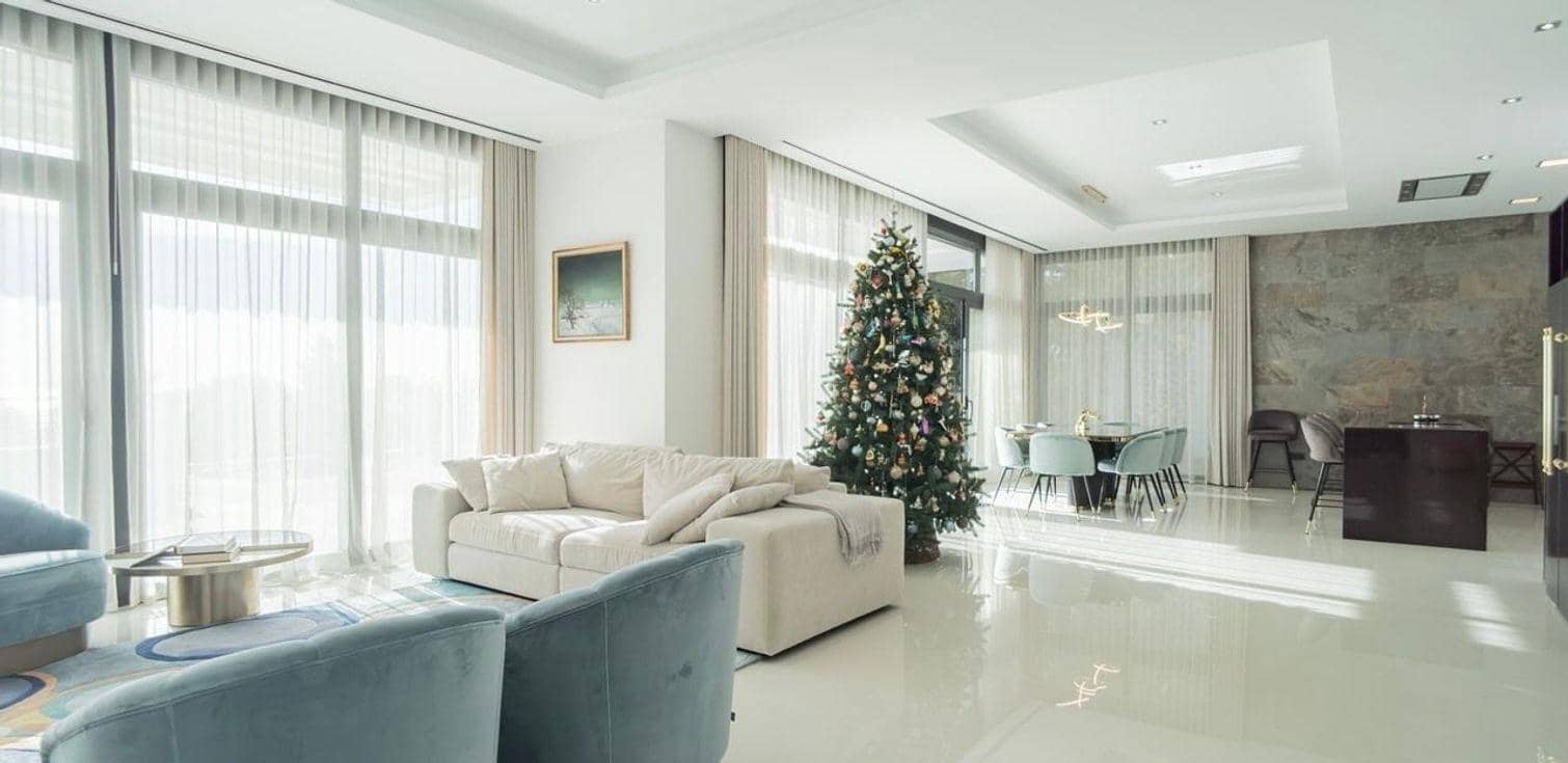 5 bedroom Villa for sale in Finestrat with pool garage - € 2,100,000 (Ref: 4968102)