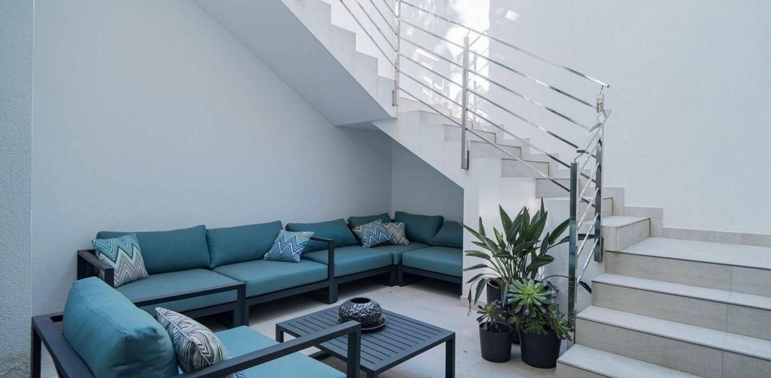 5 bedroom Villa for sale in Finestrat with pool garage - € 2,100,000 (Ref: 4968102)