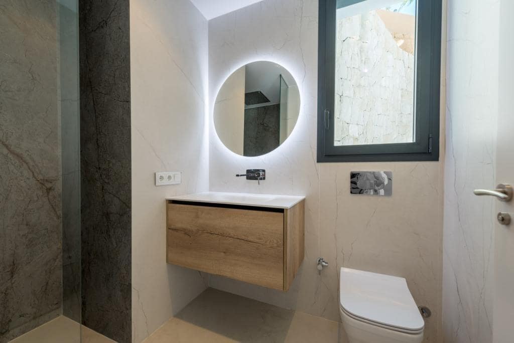 4 chambre Appartement à vendre à Benidorm avec piscine garage - 1 650 000 € (Ref: 5213968)