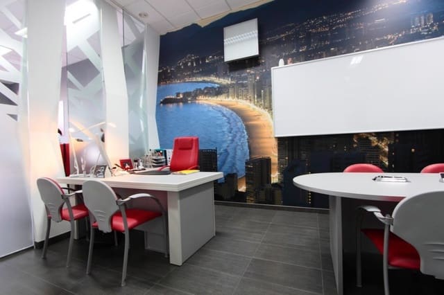 Commerciale in vendita in Benidorm con garage - 200.000 € (Rif: 5214029)