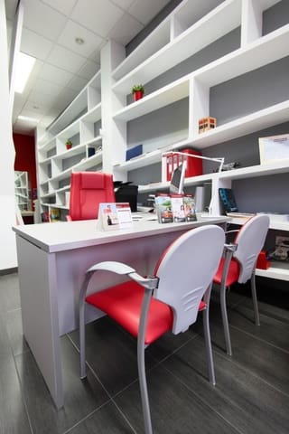 Commerciale in vendita in Benidorm con garage - 200.000 € (Rif: 5214029)