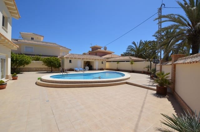 4 soverom Villa til salgs i Cabo Roig, Orihuela med svømmebasseng garasje - € 1 100 000 (Ref: 5214050)