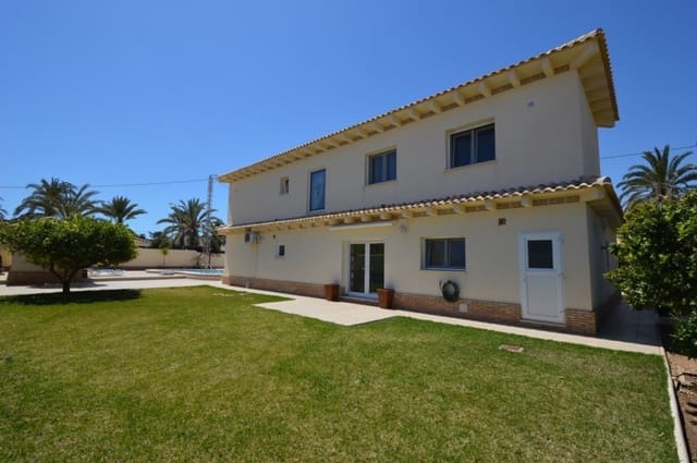 4 soverom Villa til salgs i Cabo Roig, Orihuela med svømmebasseng garasje - € 1 100 000 (Ref: 5214050)