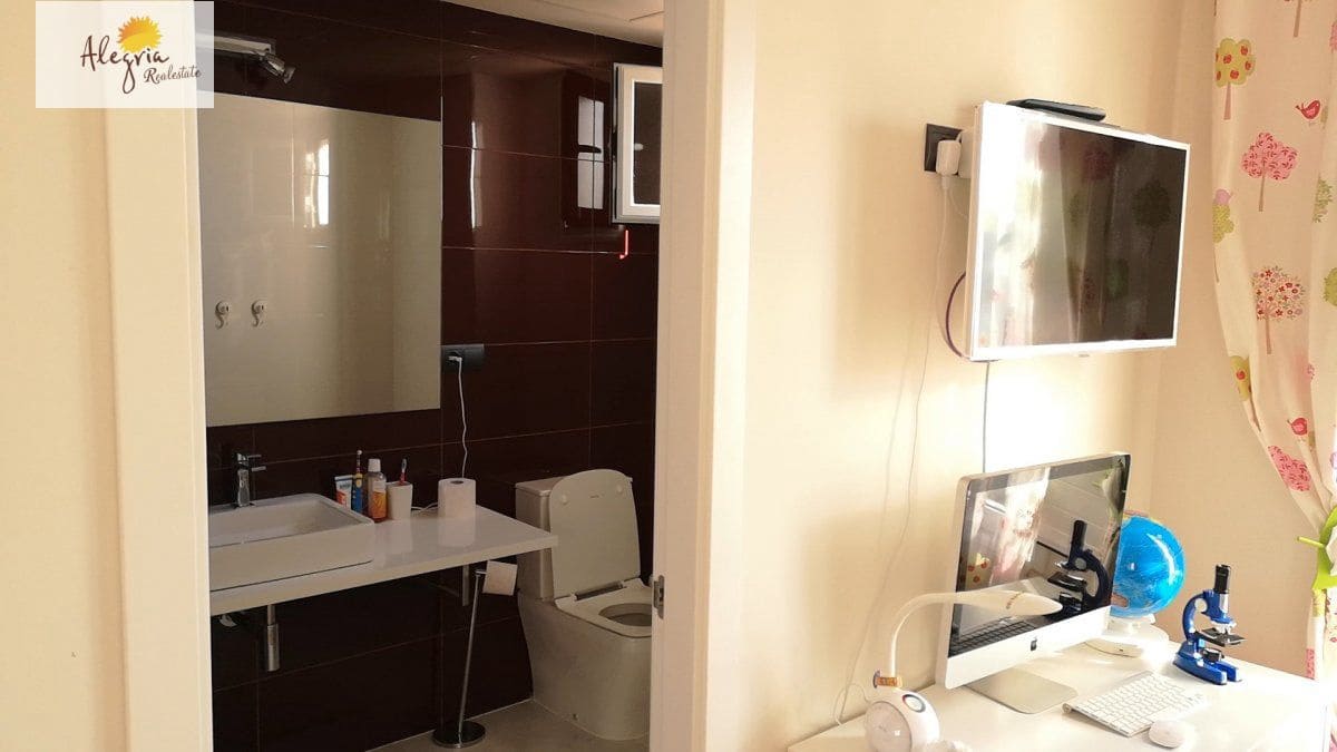 4 Zimmer Villa zu verkaufen in Finestrat mit Pool Garage - 810.000 € (Ref: 6165786)